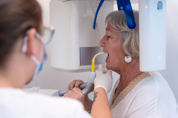 Best Emergency Gum Treatment in La Nte, MO